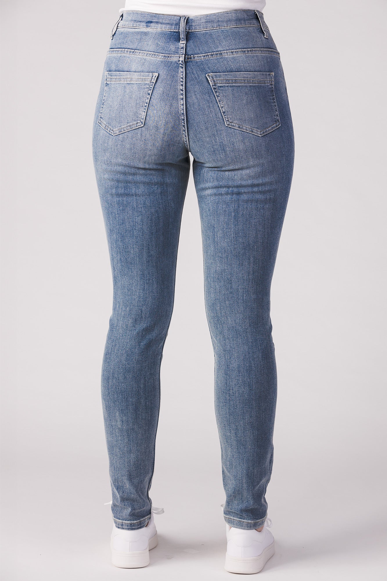 15636-452-21 / Super Slim, High Waist - Light Blue Denim