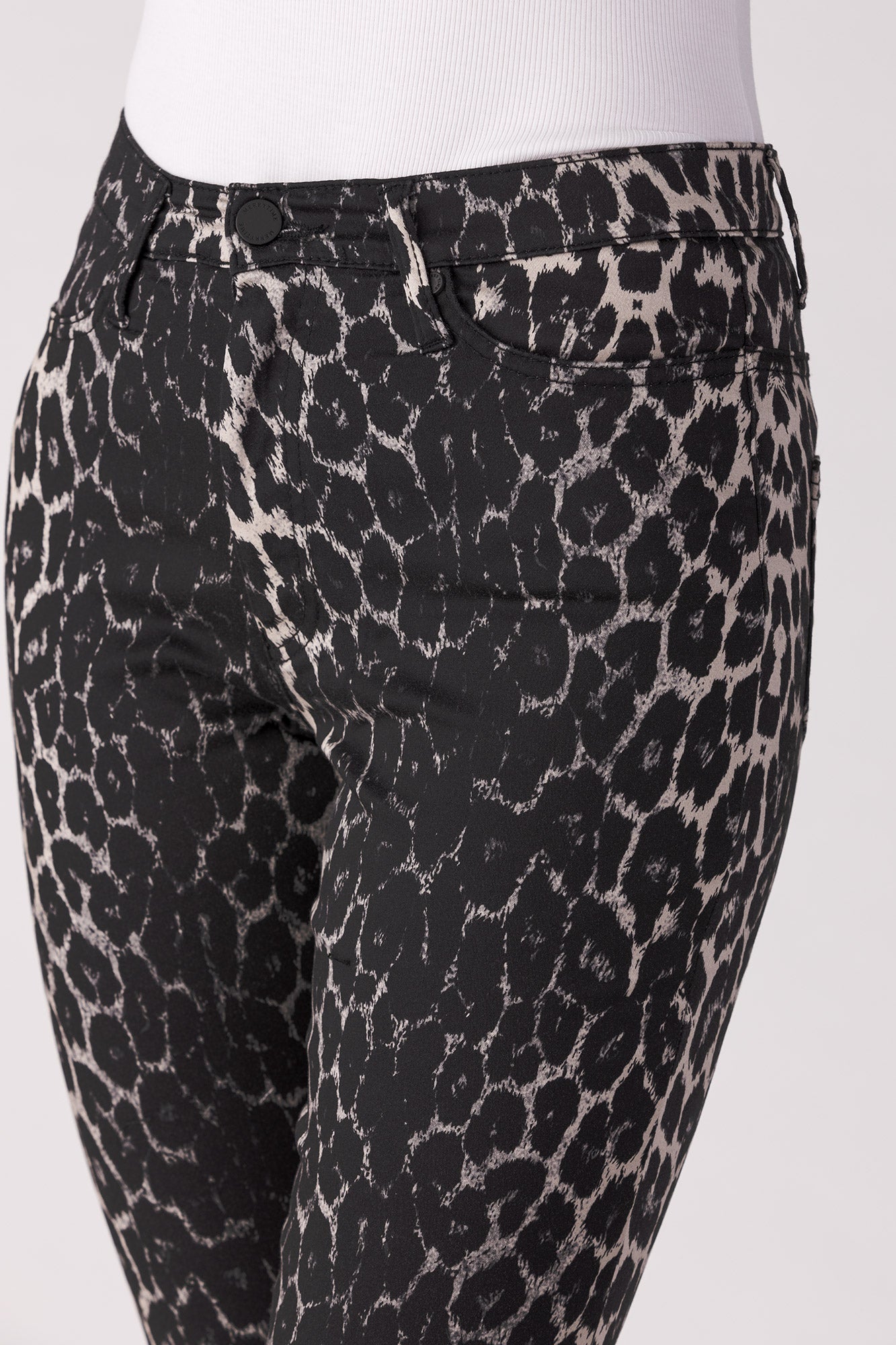 15640-440-07 / Super Slim Ankle, High Waist - Dark Leopard