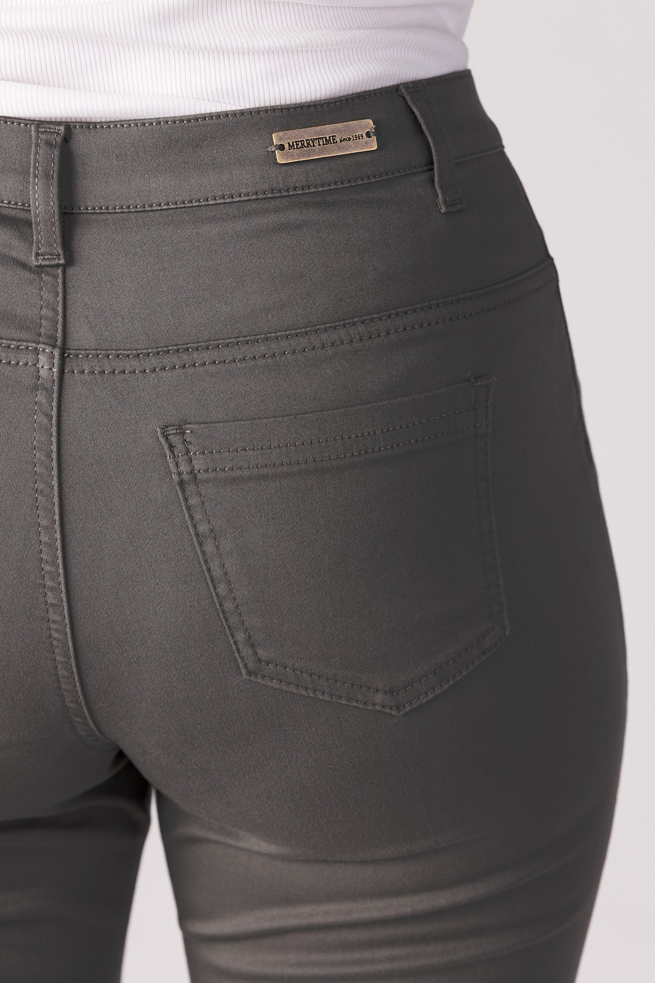 15640-440-41 / Super Slim Ankle, High Waist - dusty green