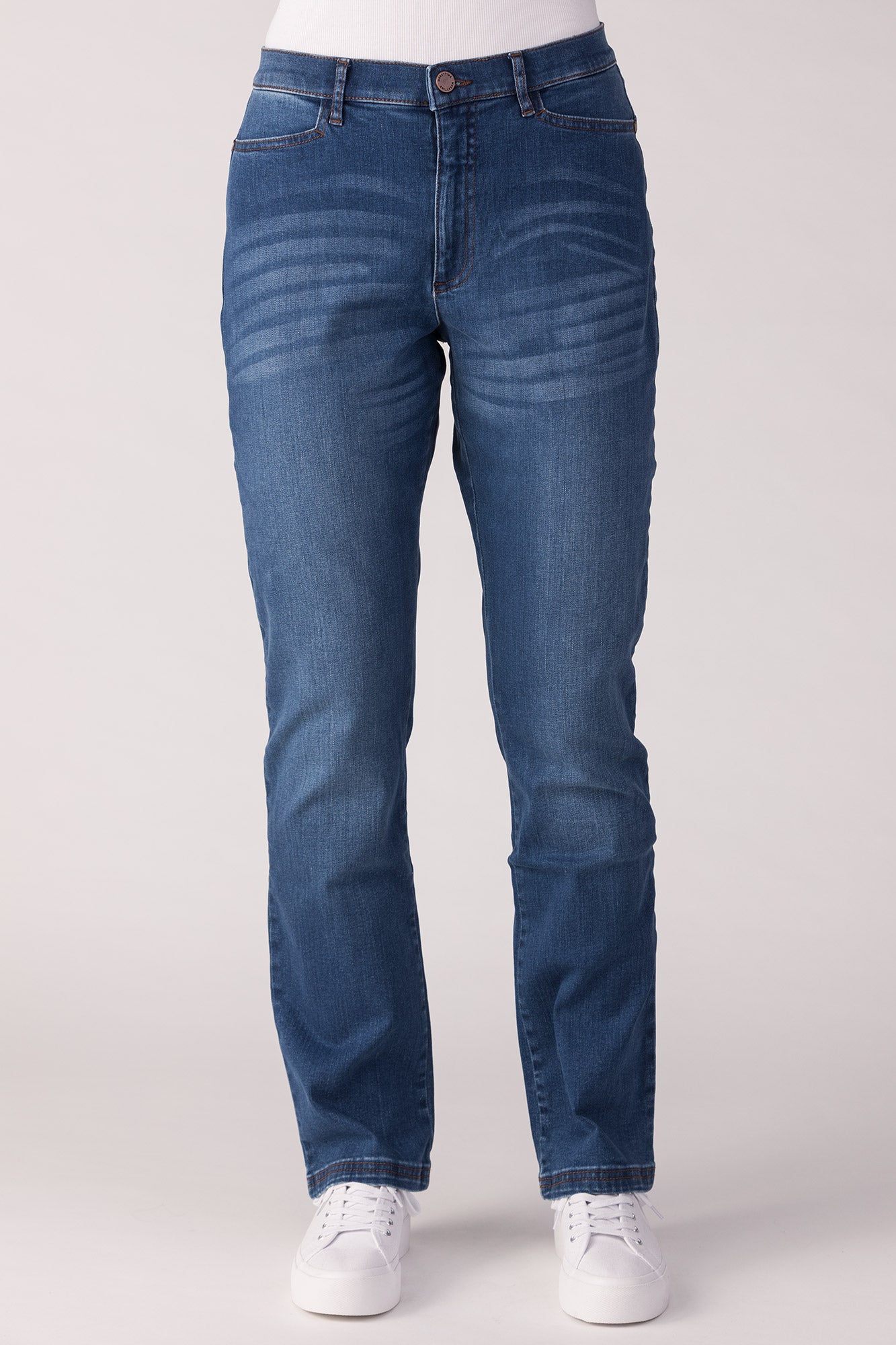 15646-447-22 / Regular, Høj Talje - Lys Denim