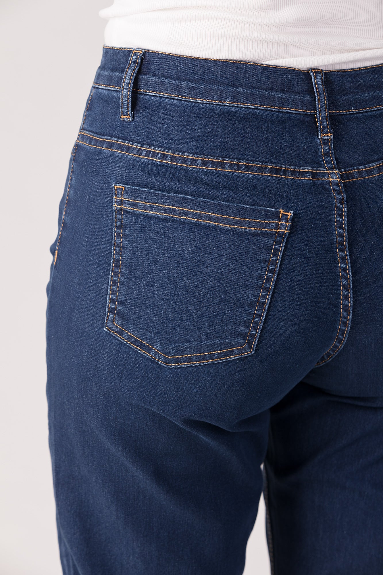 15661-432-28 / Shorts, Slim, Høj Talje - Mørk denim