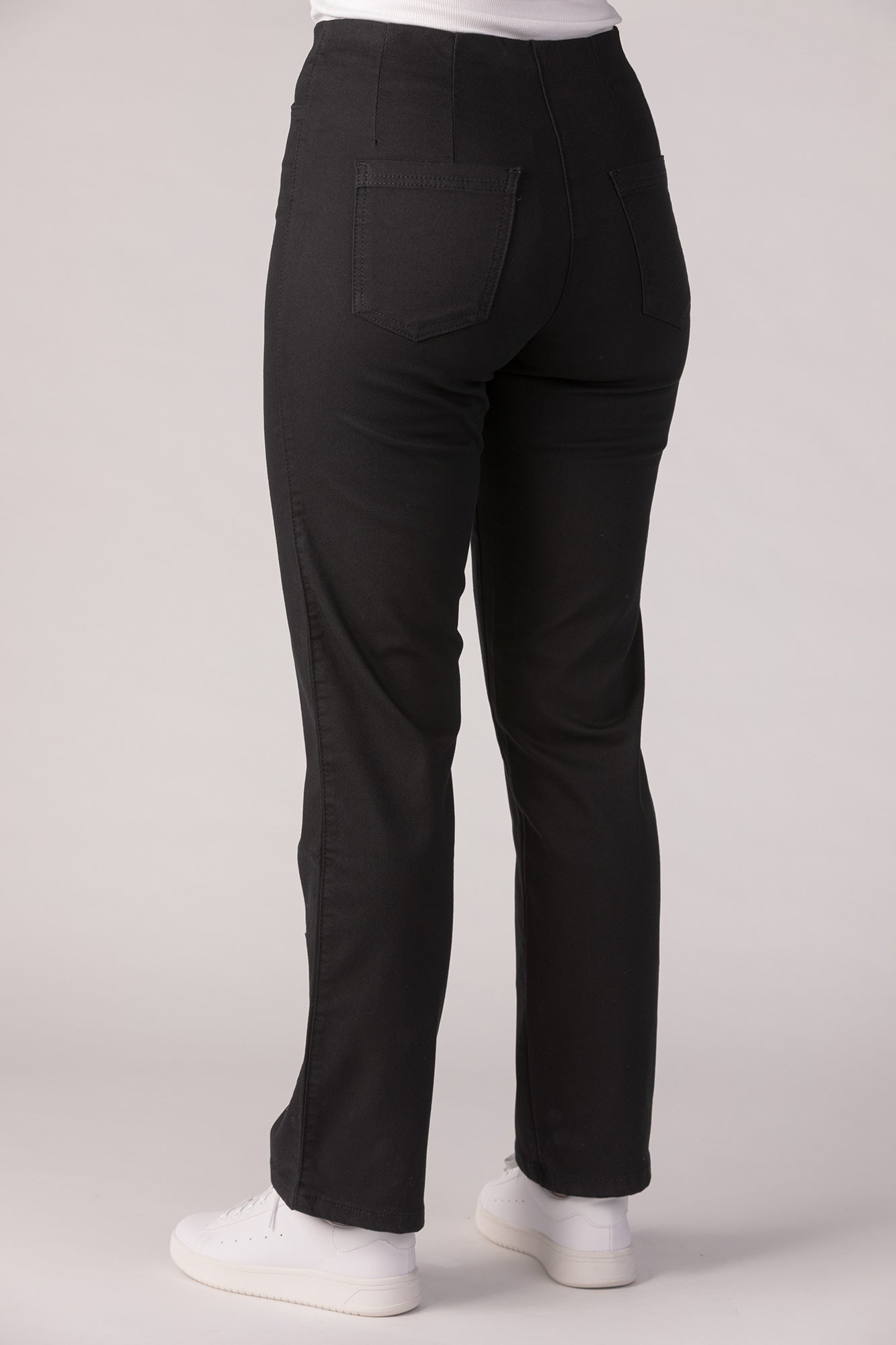 15663-430-09 / Wide, High Waist - Black