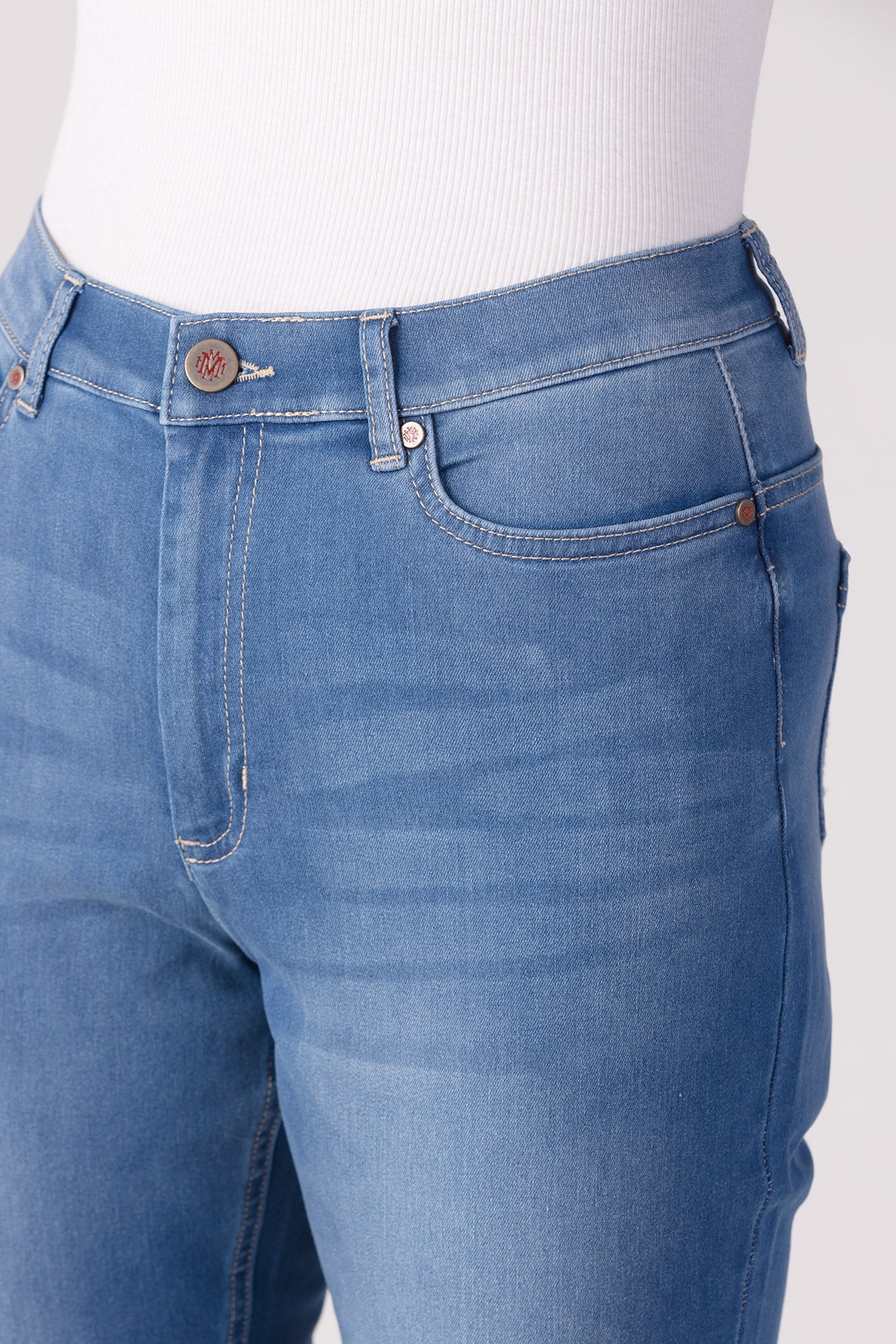 15651-432-21 / Super Slim Ankle, High Waist - Light Denim