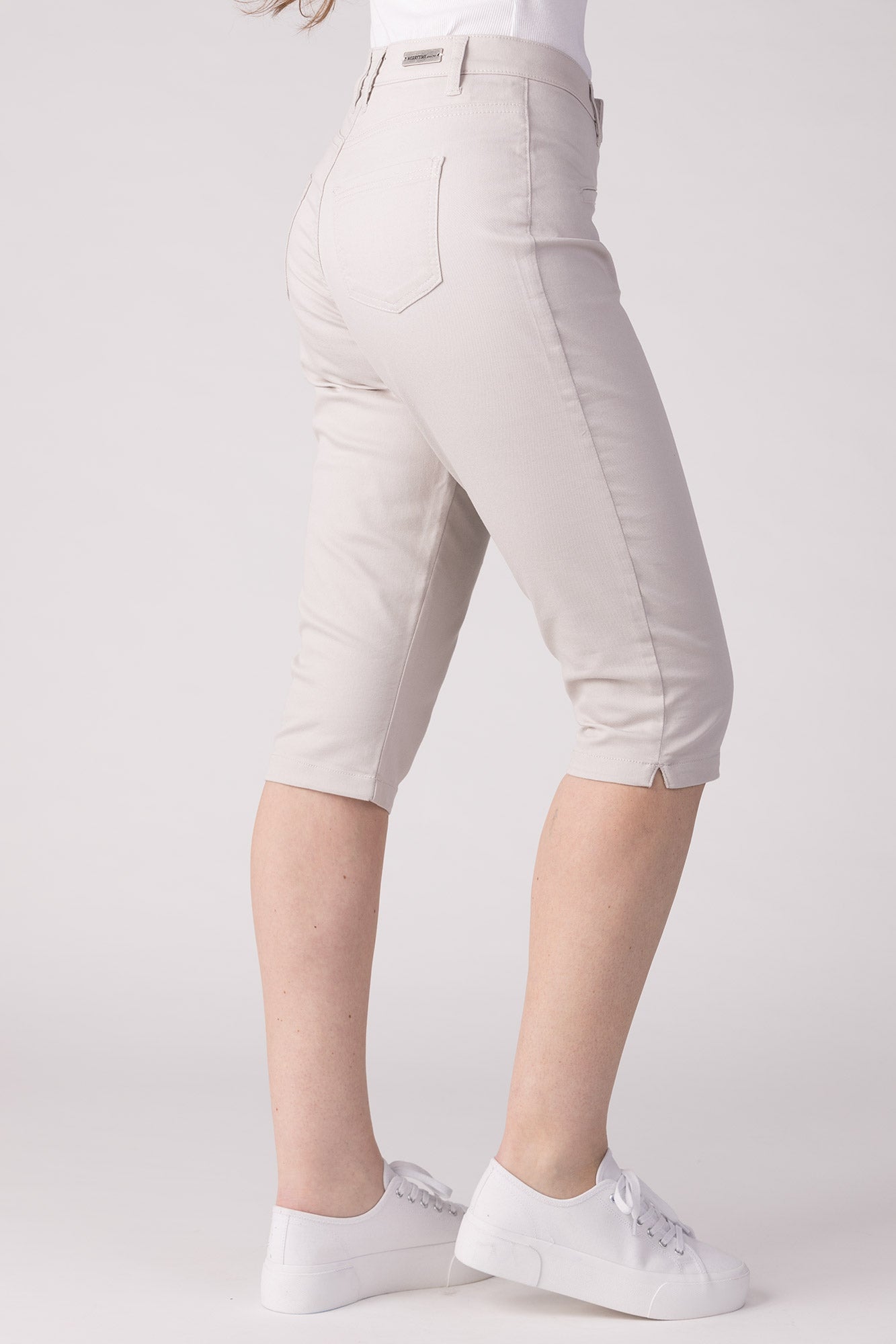 15635-430-11 / Super Slim Capri, High Waist - Sand